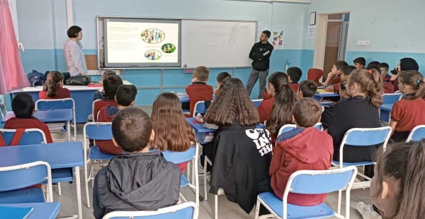 ÖĞRENCİLERE ÇEVRE EĞİTİMİ VERİLİYOR