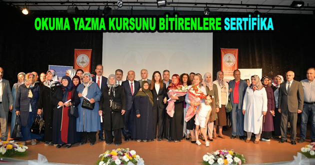 OKUMA YAZMA KURSUNU BİTİRENLERE SERTİFİKALARI VERİLDİ