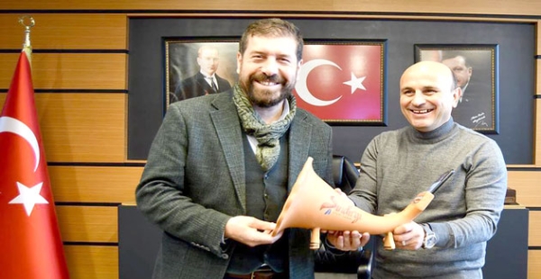​Oral Çiftine çok özel konuklar