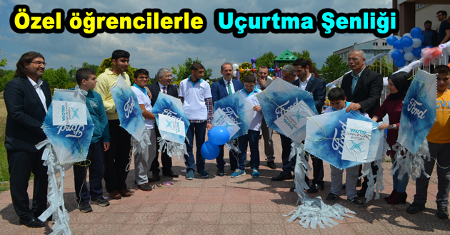 Özel öğrencilerle Uçurtma Şenliği