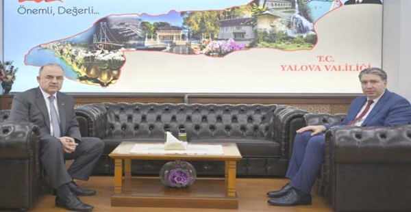 REKTÖR BAHÇEKAPILIDAN VALİYE ZİYARET