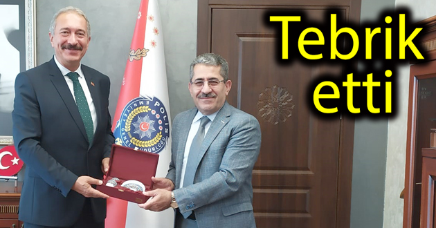 ​Rektörden Emniyet Müdürüne tebrik