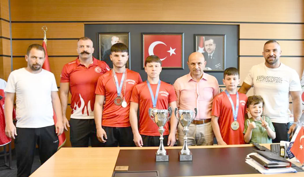 SPORCULARIMIZLA GURUR DUYUYORUZ