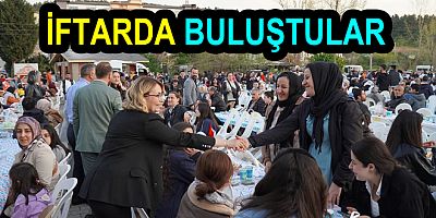 ALTINOVA’DA 4 BİN KİŞİ BİRLİKTE ORUÇ AÇTI