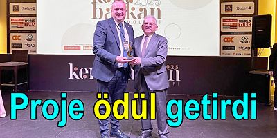 BAŞKAN KURT KENT BAŞKAN ÖDÜLÜNÜ KAZANDI