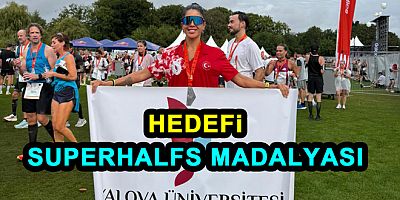 BURCU ÖZÇAKIR KOPENHAG YARI MARATONUNU TAMAMLADI