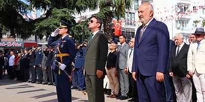 ÇİFTLİKKÖY’DE ZAFER BAYRAMI KUTLANDI