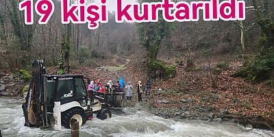 DERE TAŞTI 19 TREKKİNGCİ MAHSUR KALDI