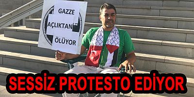 KATİL İSRAİL’İ TEK BAŞINA PROTESTO EDİYOR