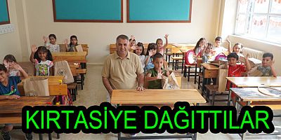 ÖĞRENCİLERE KIRTASİYE DAĞITILDI