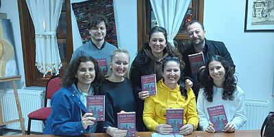 ÖĞRETMENLER OKUMA GRUBUNDA BİR ARAYA GELDİ