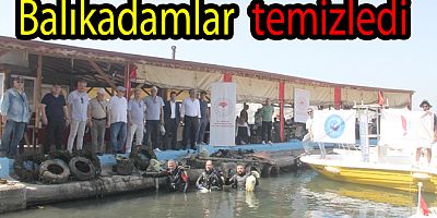 SAHİLDE DENİZ ATIKLARI TEMİZLENDİ