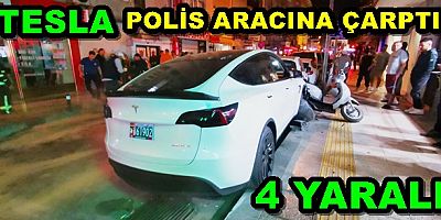 TESLA POLİS ARABASINA VURDU