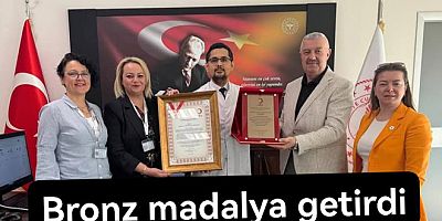 TÜRK KIZILAYINDAN YALOVA HASTANESİNE BRONZ MADALYA