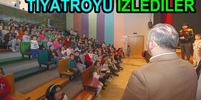 TUTUK MAYDANOZ SİHİRBAZA KARŞI İZLEDİ