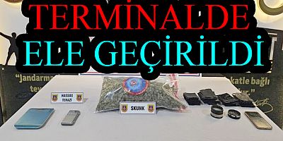 UYUŞTURUCU SATACAKKEN TERMİNALDE YAKALANDI
