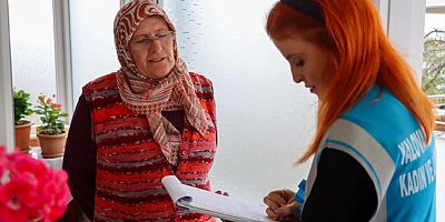 YALOVA BELEDİYESİ HANELERİ GEZMEYE DEVAM EDİYOR