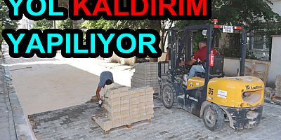 YALOVA’DA KALDIRIM VE YOLLARI YENİLİYOR