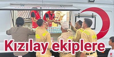 YALOVA KIZILAY EKİPLERİ YANGINDA EKİPLERİN YANINDA OLDULAR