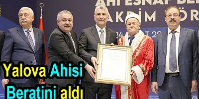 YALOVALI AHİYE BAKAN BOLAT'TAN BERAT