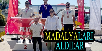 YAMAÇ PARAŞÜTÜNDE MADALYALAR DAĞITILDI