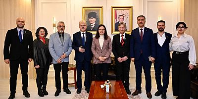 ZAFER PARTİSİ YALOVA VALİSİNİ ZİYARET ETTİ