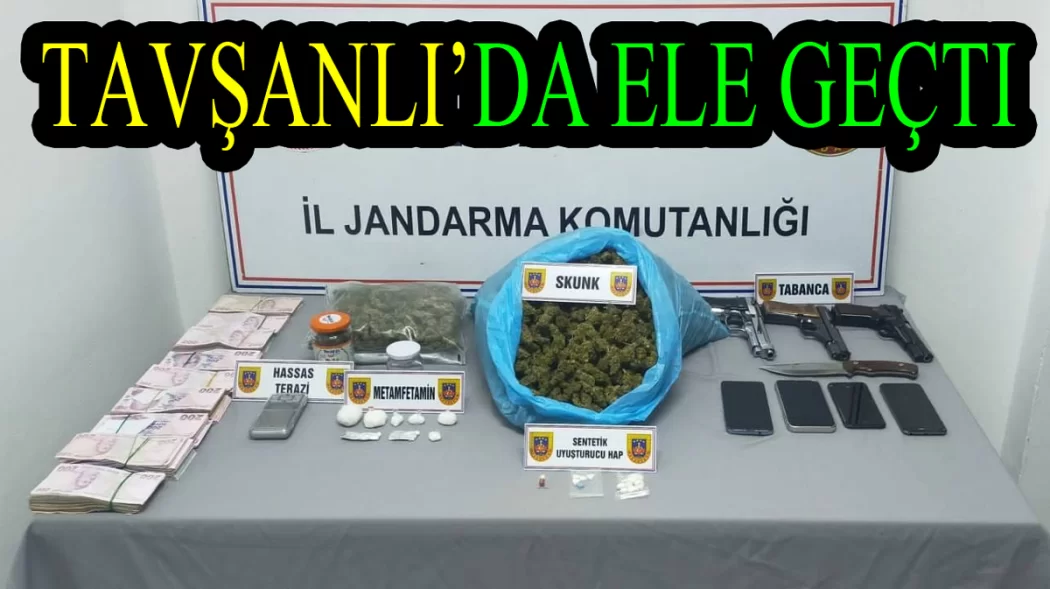 TAVŞANLI'DA 2,5 KG UYUŞTURUCU ELE GEÇİRİLDİ