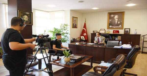 TÜRKİYE GENÇLERİN OMUZLARINDA YÜKSELECEK