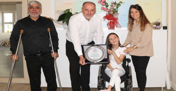 TÜRKİYENİN TEK TERBİYECİSİ ÇINARCIKTA