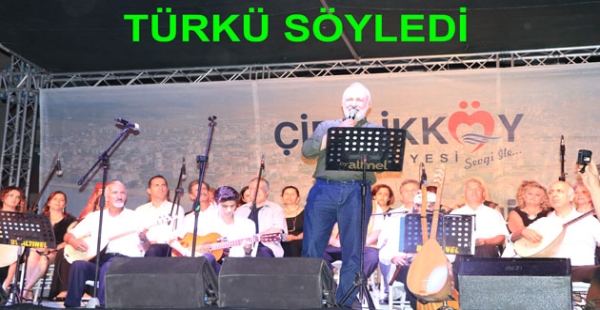 TÜRKÜ GECESİNDE BAŞKANDA SÖYLEDİ