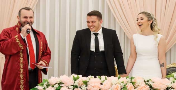 TUTUK ​İLK NİKAHI KIYDI