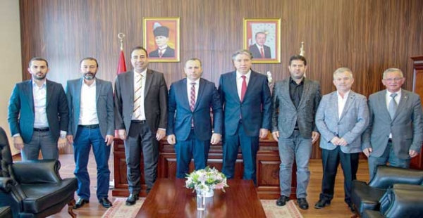 ​TUTUK REKTÖRÜ TEBRİK ETTİ