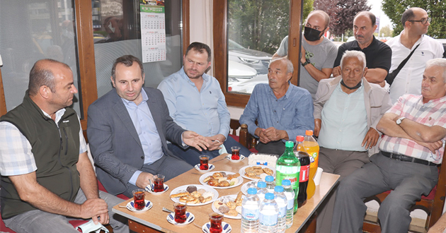 ​Tutuk Taksicileri de tebrik etti