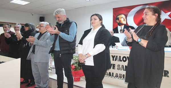 Uluçay ile devam dediler