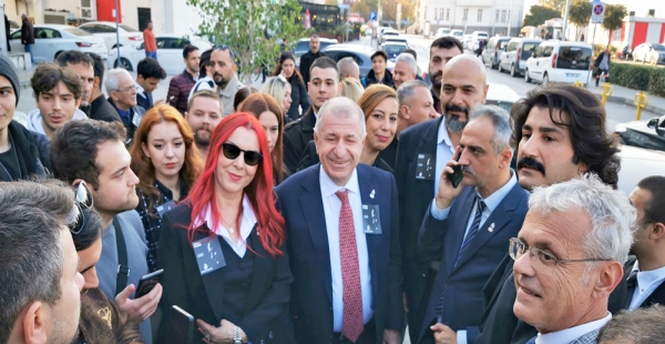 ÜMİT ÖZDAĞ YALOVA'YA GELDİ