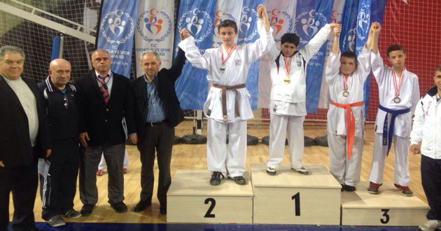 VEKİL COŞKUN TEMPOYU DÜŞÜRMEDİ