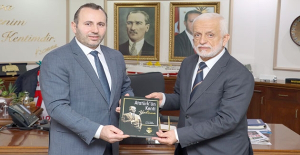 Yalova Belediyesine geliyorlar