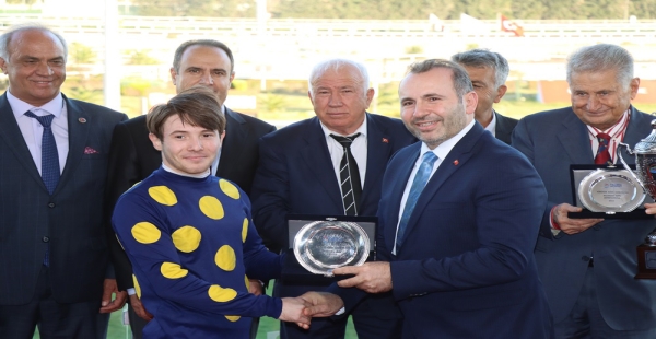 YALOVA KOŞUSUNU DAME TİME KAZANDI