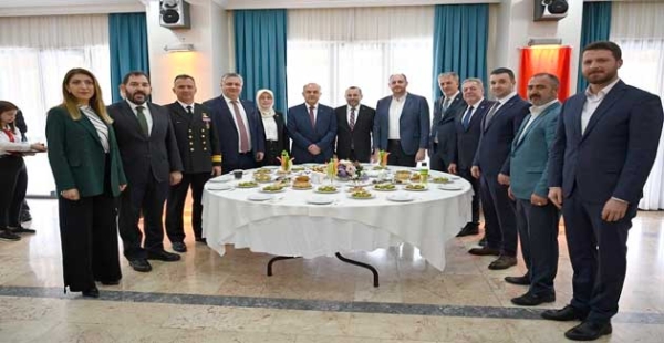 YALOVA PROTOKOLİ BAYRAMLAŞTI
