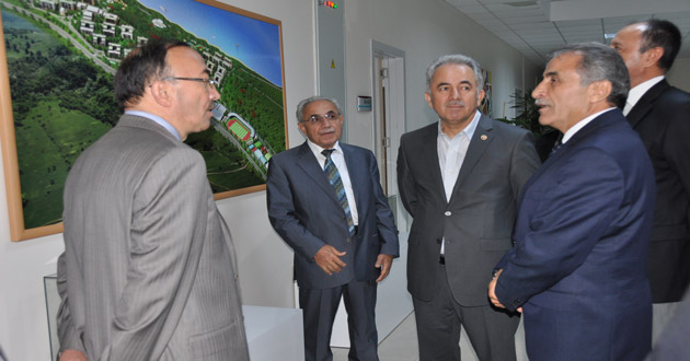 Yalova Üniversitesi  Şenlikle Açıldı