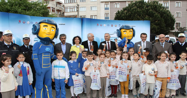 Yalovalı öğrenciler ‘Trafik Dedektifi’ oldu