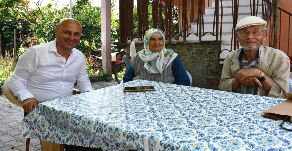 YAŞLILAR EN DEĞERLİMİZDİR