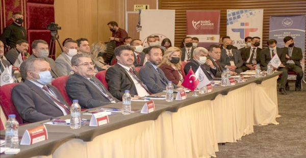 YAÜ BATIKAF 'A KATILIYOR