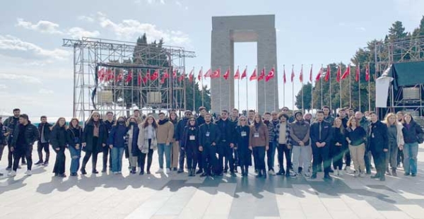 YAÜ ÖĞRENCİLERİ ÇANAKKALE DE