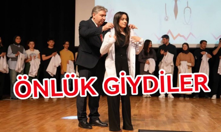YAÜ TIP DOKTOR ADAYLARI ÖNLÜK GİYDİ