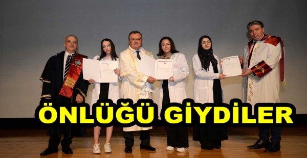 YAÜ TIP ÖĞRENCİLERİ ÖNLÜK GİYDİ