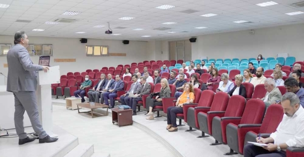 YAÜ YENİ HEDEFLERİ GÖRÜŞTÜ