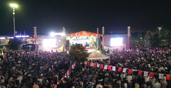 ZAFER KONSERLERLE KUTLANDI